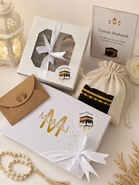 Momaj Umrah Mubarak Gift Box